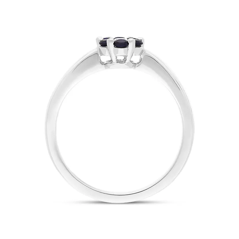 18ct White Gold Sapphire Diamond Round Cluster Ring