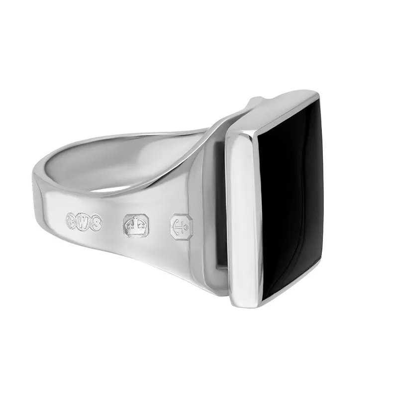 18ct White Gold Whitby Jet Hallmark Small Square Ring