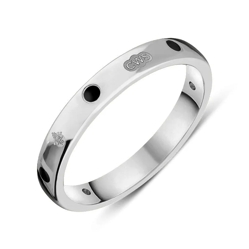 18ct White Gold Whitby Jet Queen's Jubilee Hallmark 6mm Ring D