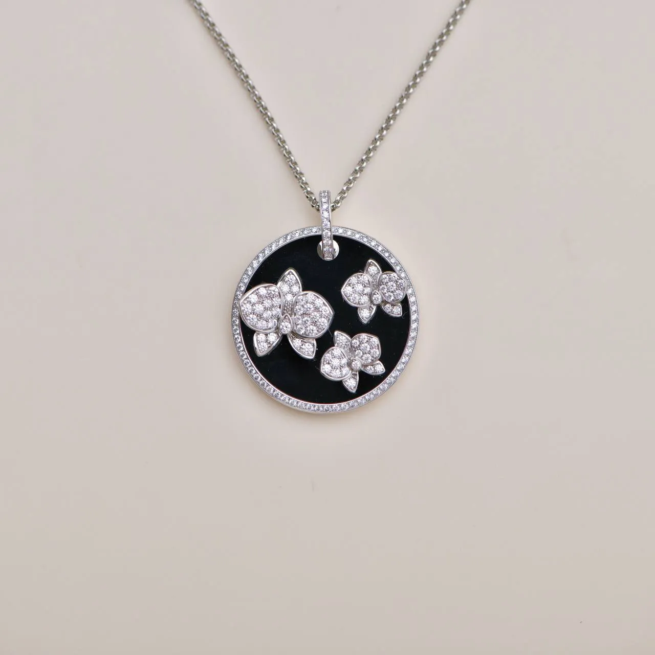 Cartier Caresse D'Orchidees Par Cartier Diamond 18K White Gold Black Onyx Round Pendant Necklace