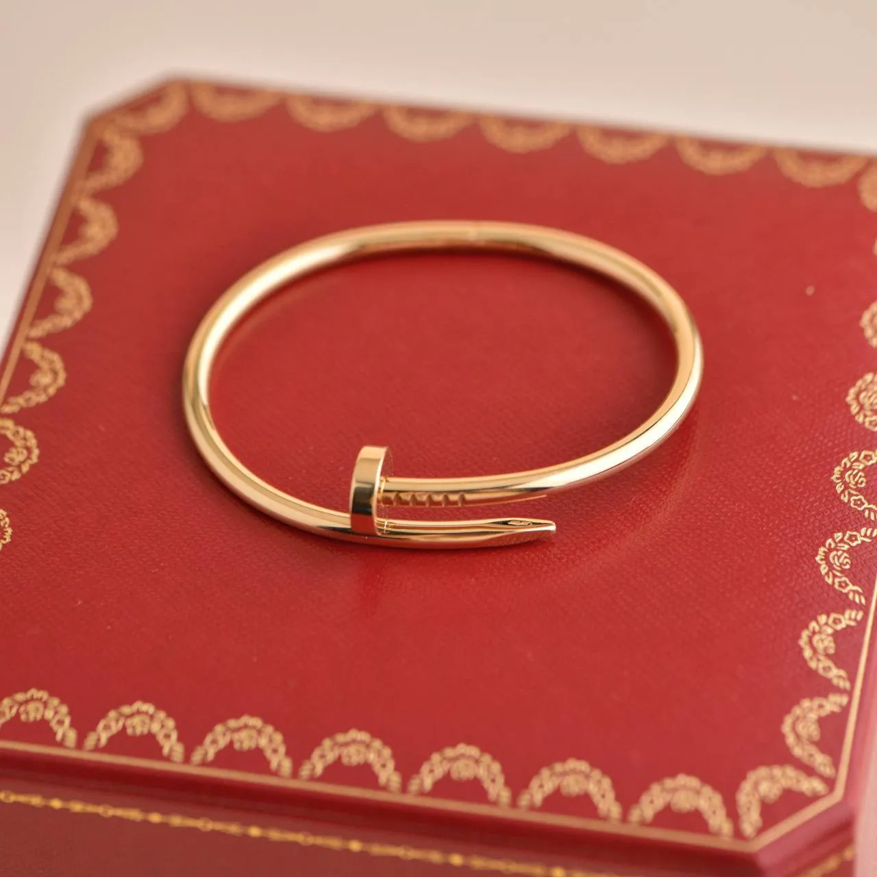 Cartier Juste un Clou 18K Yellow Gold Bracelet Size 17