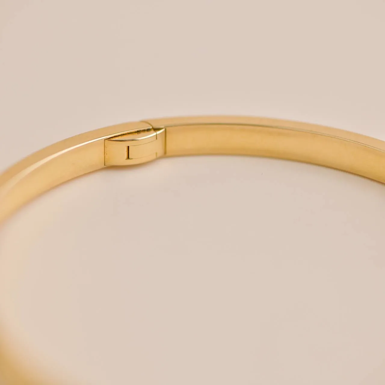 Cartier Love Bracelet Small Model 18K Yellow Gold Size 19