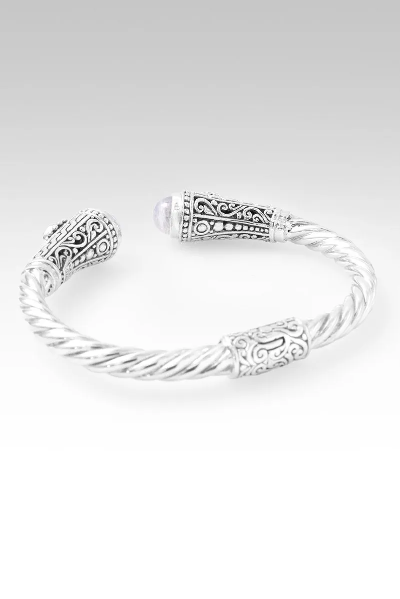 Faithful in Prayer Tip-to-Tip Bracelet? in Rainbow Moonstone & Royal Bali Blue? Mystic Topaz