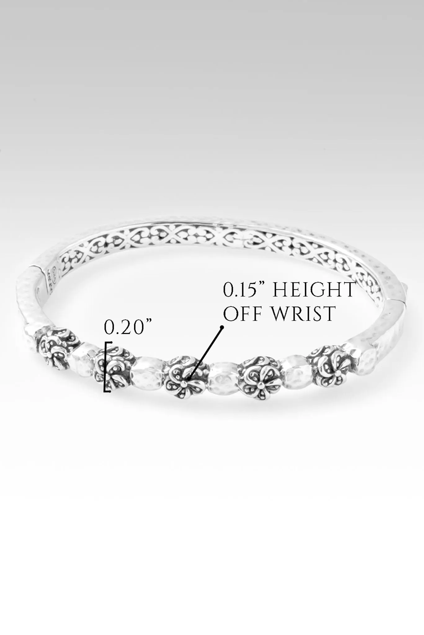 Kindred Grace Bangle? in Frangipani