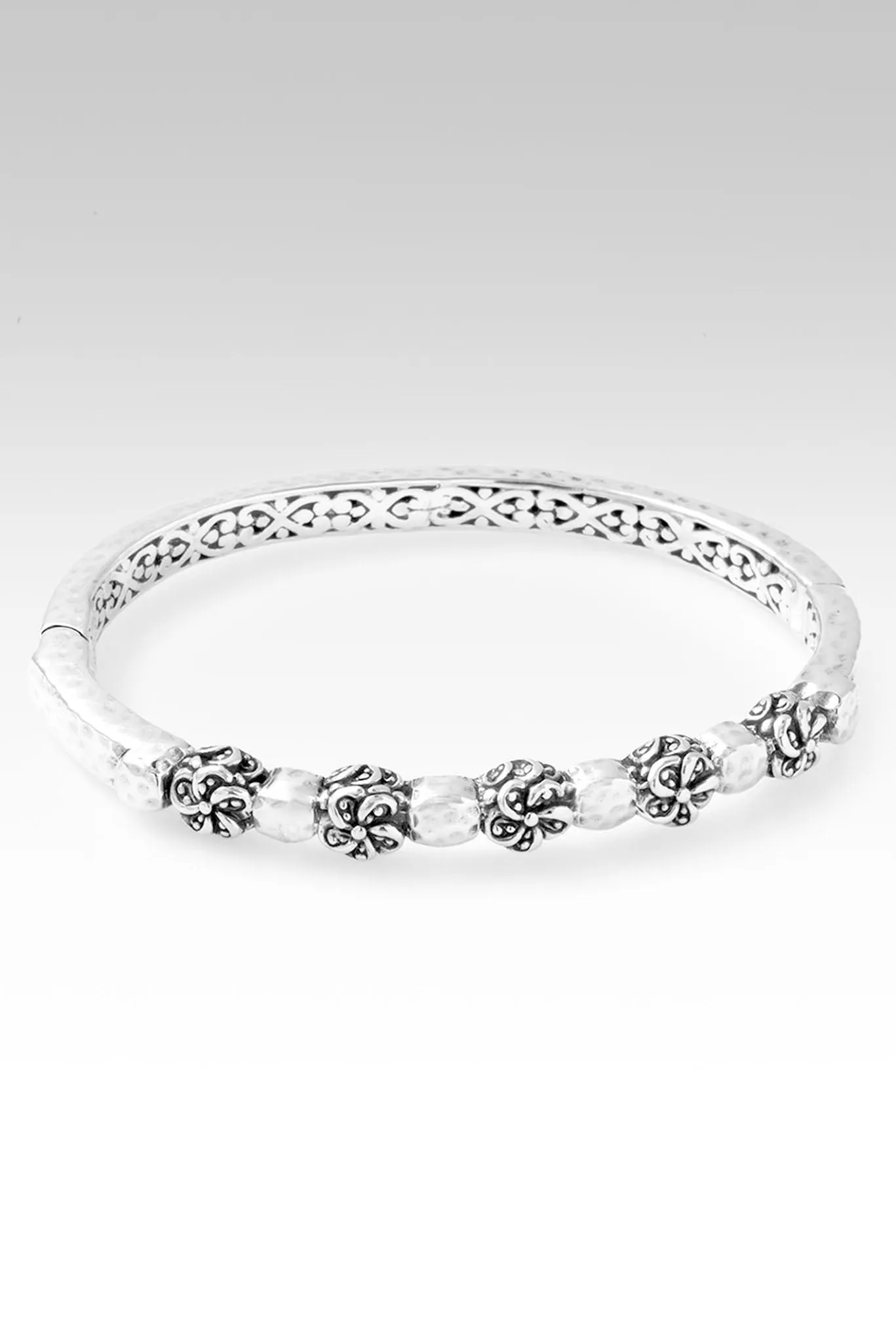 Kindred Grace Bangle? in Frangipani