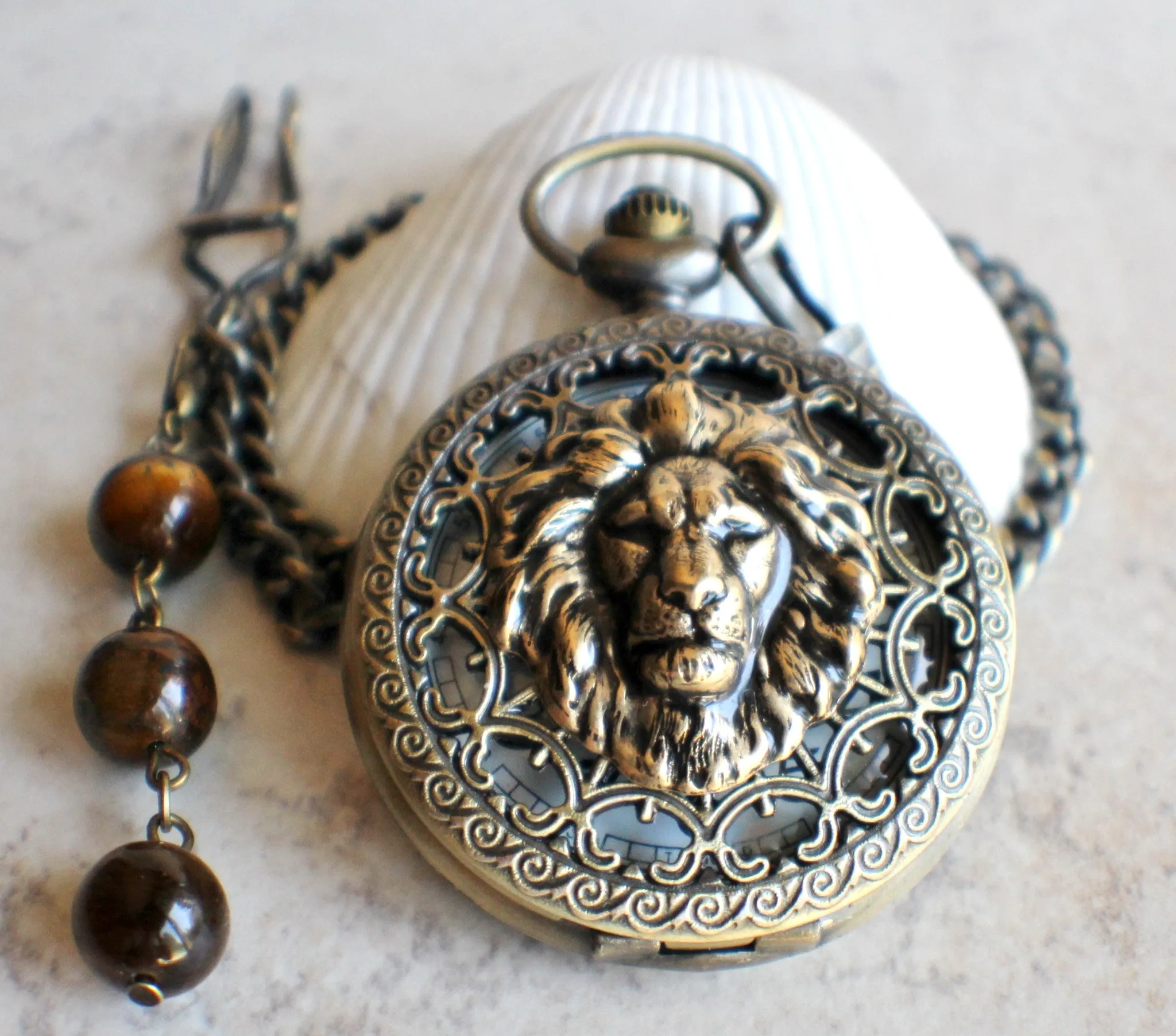 Lion Head Mechanical  Pocket Watch in Bronze