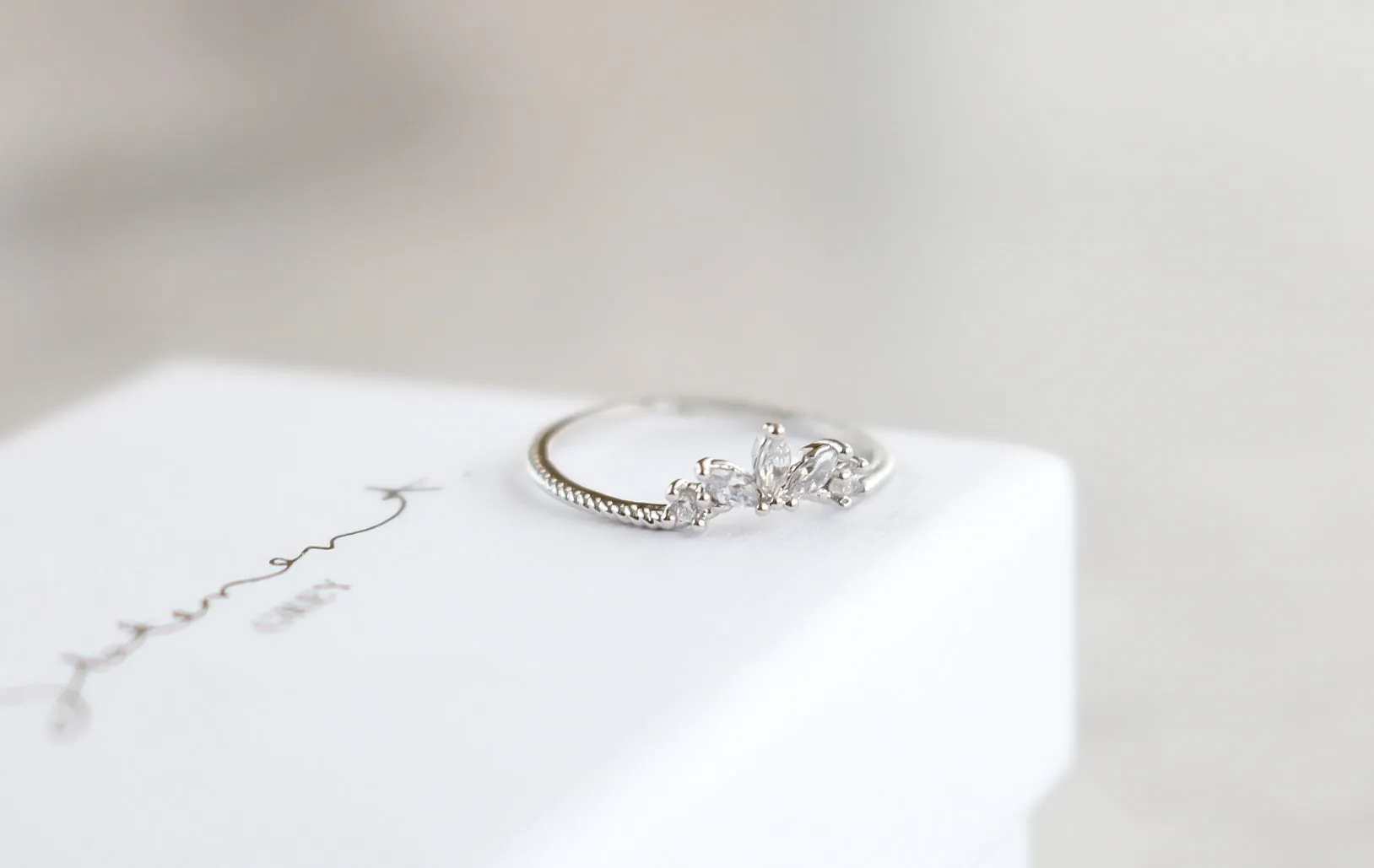 Noemie Ring