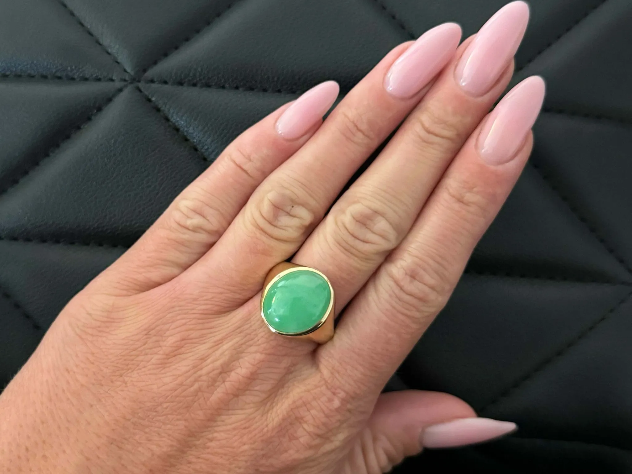 Oval Cabochon Mottled Green Jade Ring 14K Yellow Gold