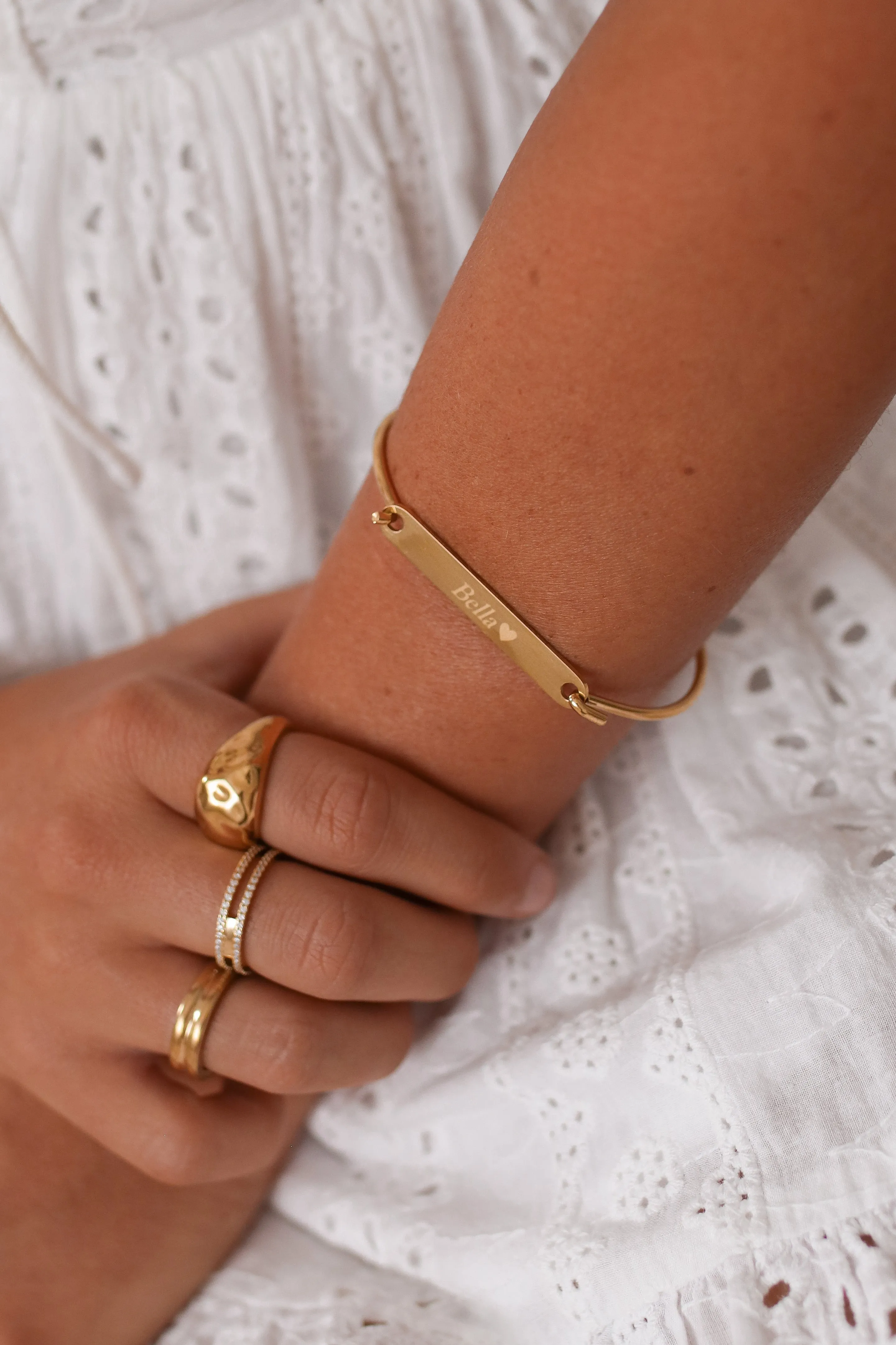 Revie - Engraved Bar Bracelet