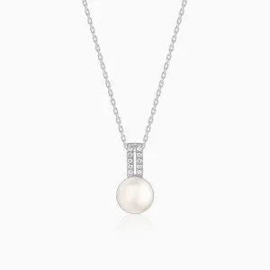 Silver Fall Pearl Pendant With Link Chain