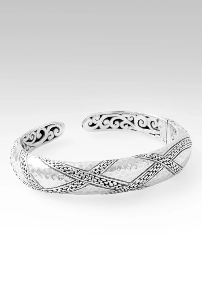 Tranquil Spirit Cuff? in Chainlink