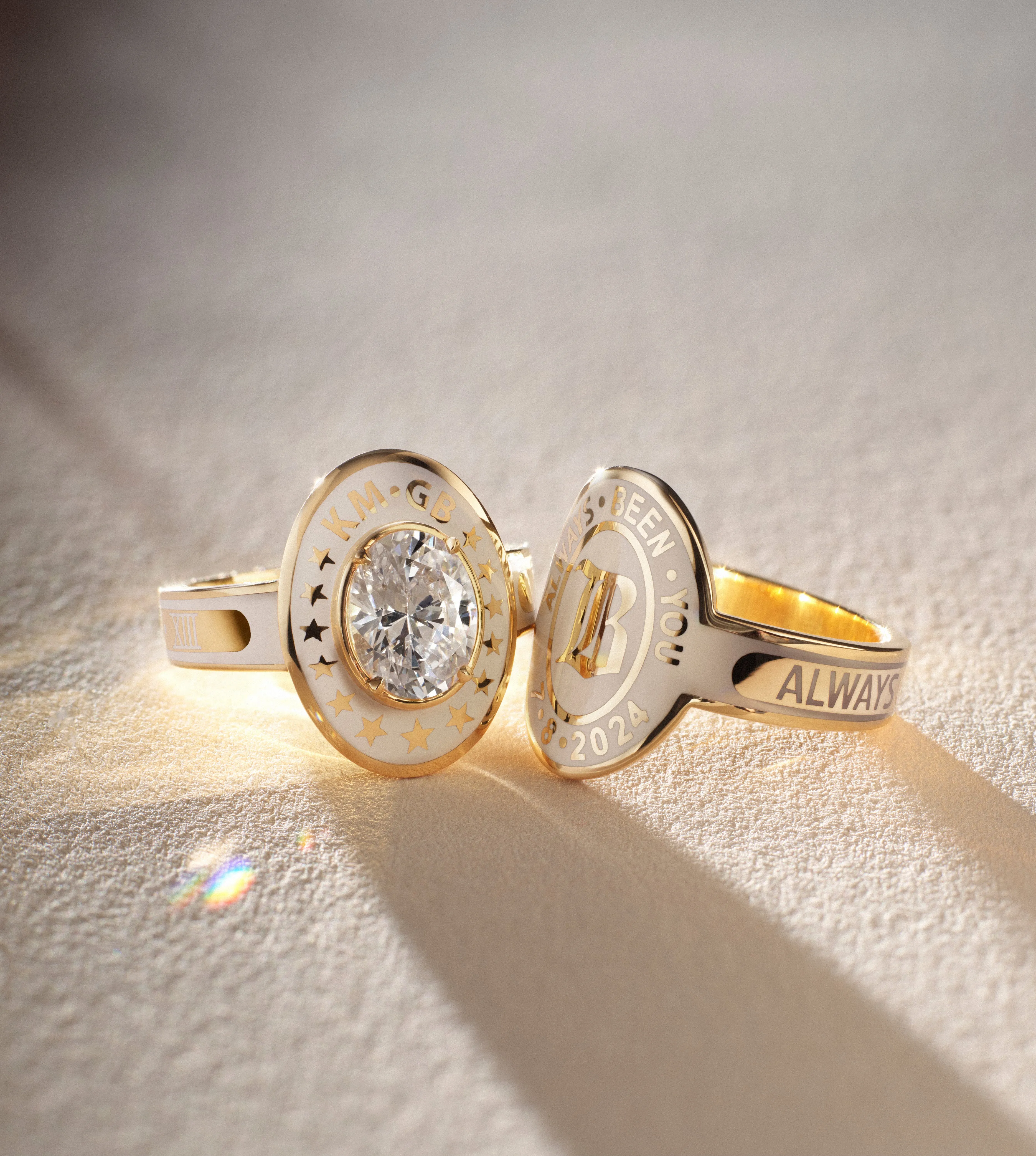 True Love Custom Cigar Band : in Yellow Gold with Cream Ceramic